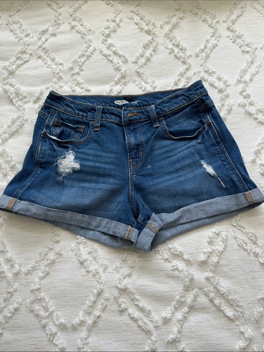 Classic Old Navy Boyfriend Mid-Rise Denim Roll-Cuff Shorts